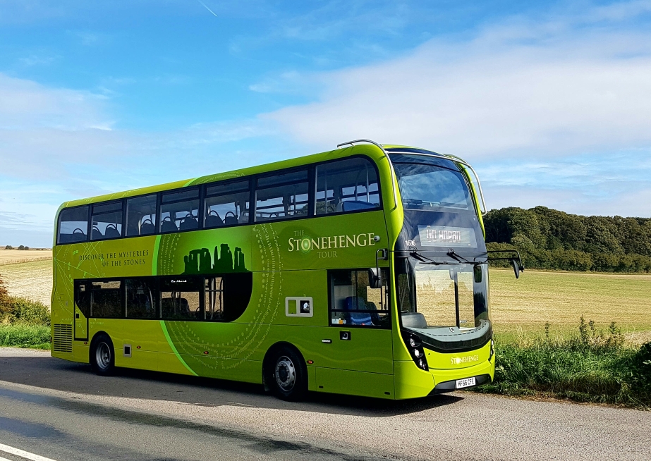 tour bus salisbury to stonehenge